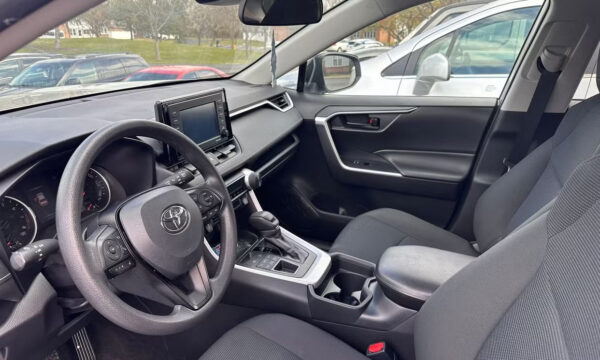 Toyota RAV4 2020 - Image 7