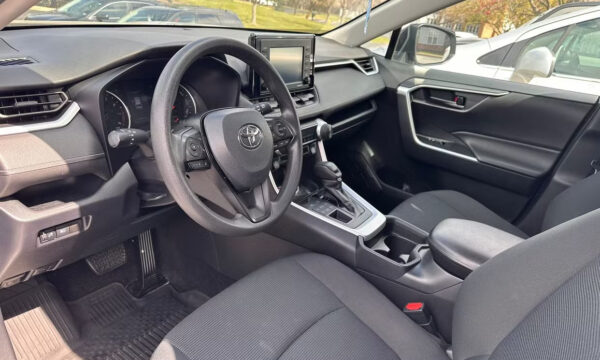 Toyota RAV4 2020 - Image 3