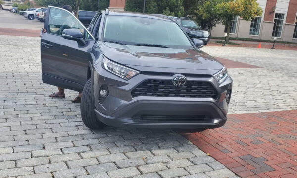 Toyota RAV4 2021 - Image 4