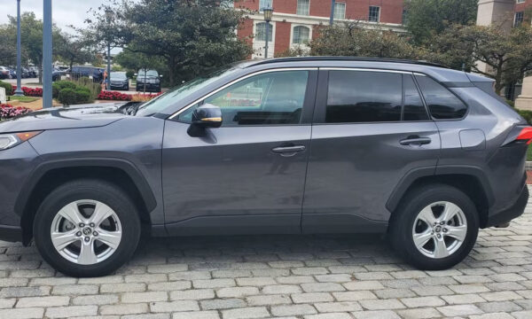 Toyota RAV4 2021 - Image 6