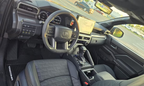 Toyota Tacoma 2025 - Image 10