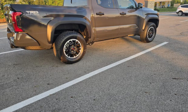 Toyota Tacoma 2025 - Image 5